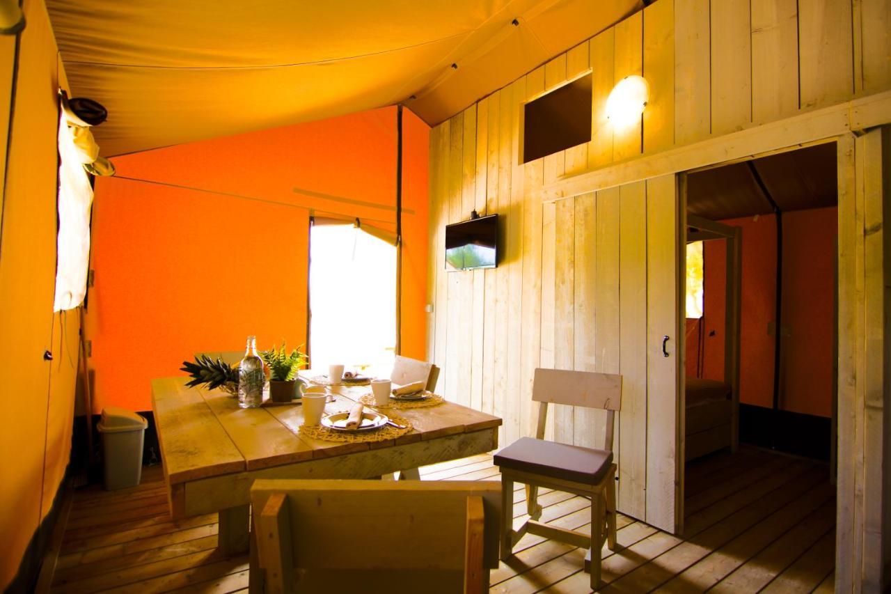 比奥格勒·纳·莫鲁 Grande Glamping With Pool酒店 外观 照片