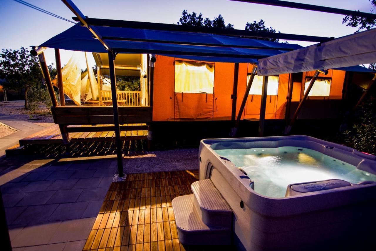 比奥格勒·纳·莫鲁 Grande Glamping With Pool酒店 外观 照片