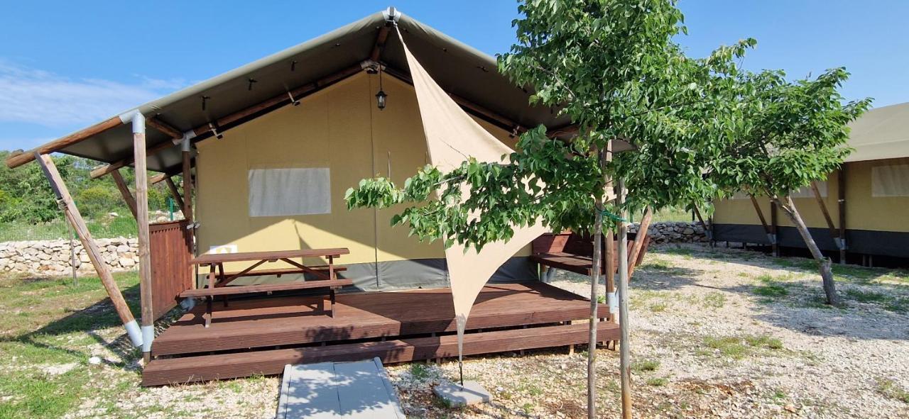 比奥格勒·纳·莫鲁 Grande Glamping With Pool酒店 外观 照片