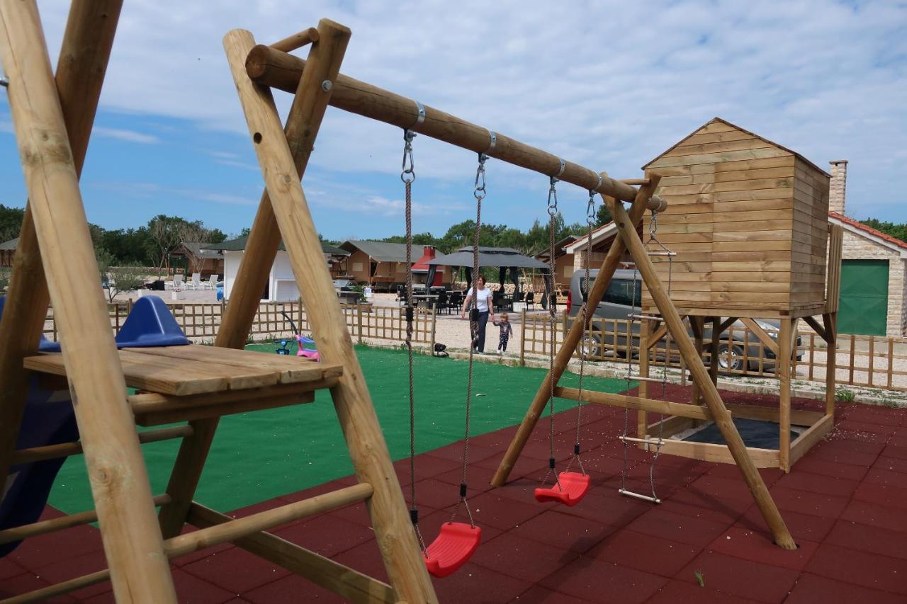比奥格勒·纳·莫鲁 Grande Glamping With Pool酒店 外观 照片